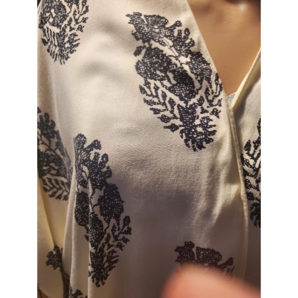 Laetitia Vintage Pattern Oversized Hanky Hem Kimono/Cardigan with tassels OS - Picture 4 of 10